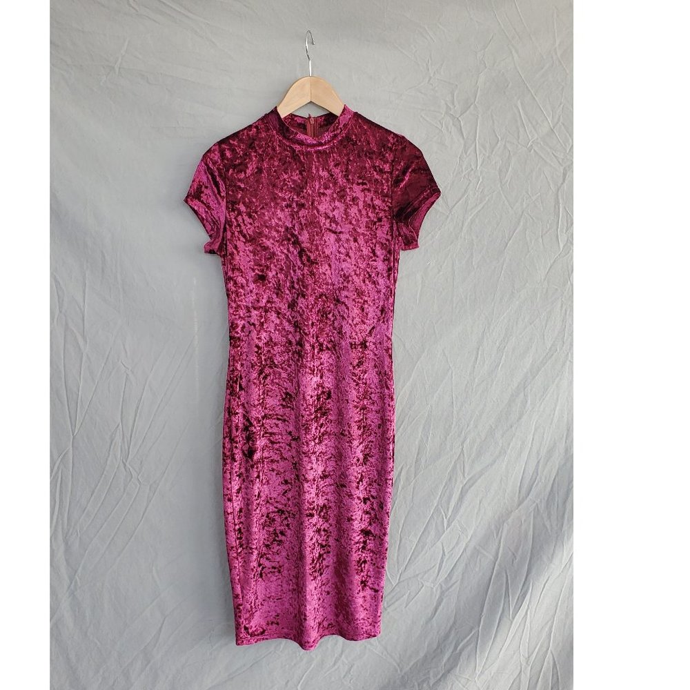 Forever 21 Burgundy Crushed Velvet Mock Neck Midi Dress